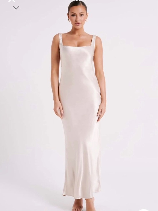 Meshki Dresses & Skirts - NWT Meshki Ensley Satin Maxi Dress Champagne